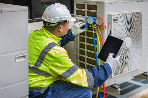 Professional Ac Installation technician working in Spring Arbor, MI